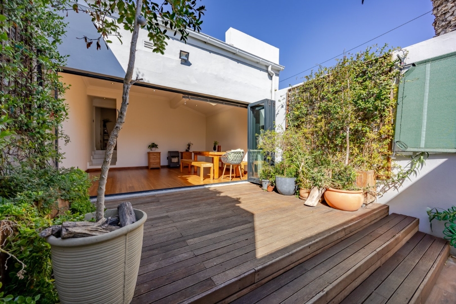 3 Bedroom Property for Sale in Woodstock Western Cape